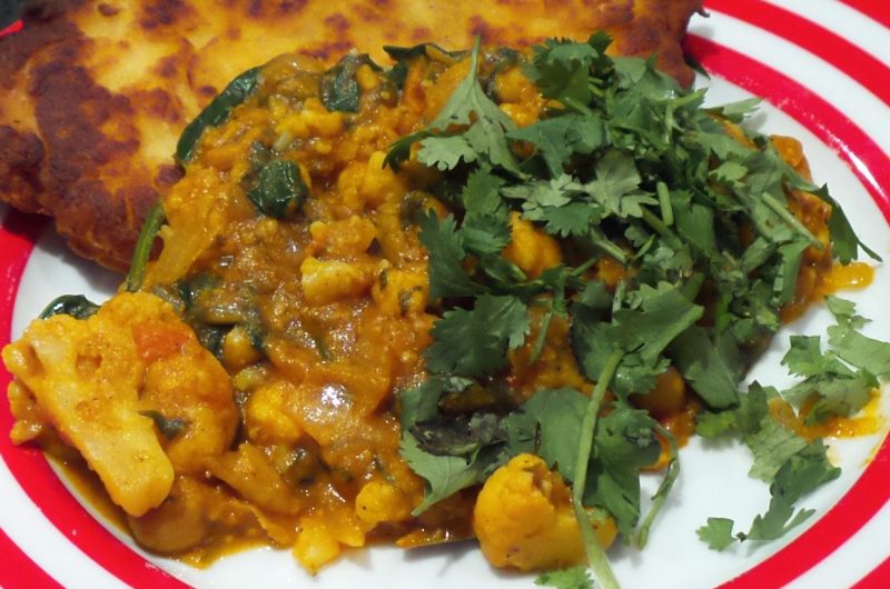 Cauliflower, Potato & Chickpea Curry